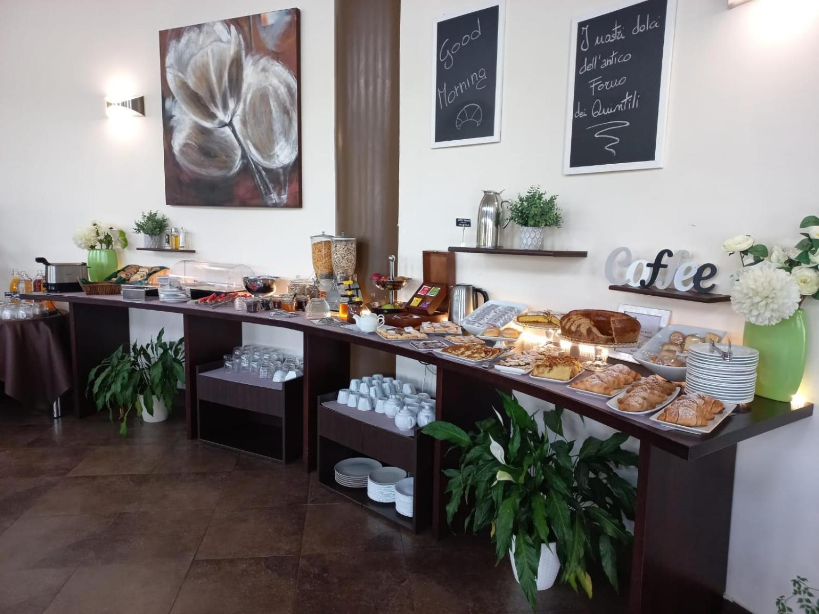 Life Sport Hotel Mentana Luaran gambar